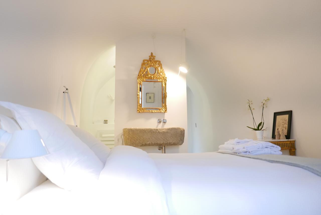 Bed and Breakfast Tour Sarrazine De Montaren Exterior foto
