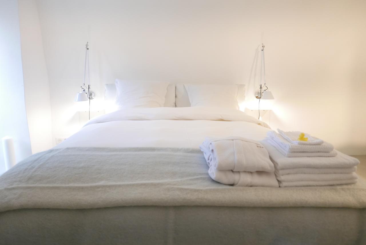 Bed and Breakfast Tour Sarrazine De Montaren Exterior foto