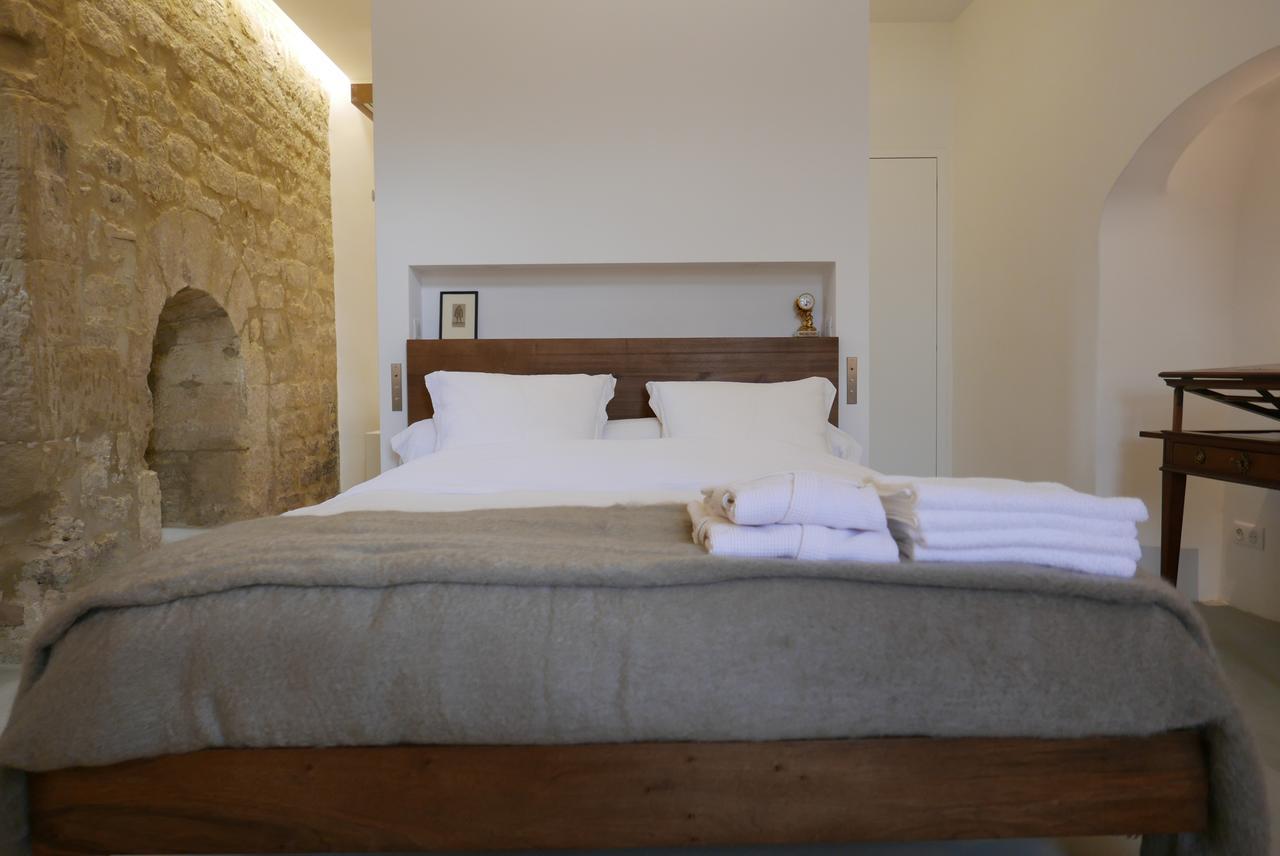 Bed and Breakfast Tour Sarrazine De Montaren Exterior foto