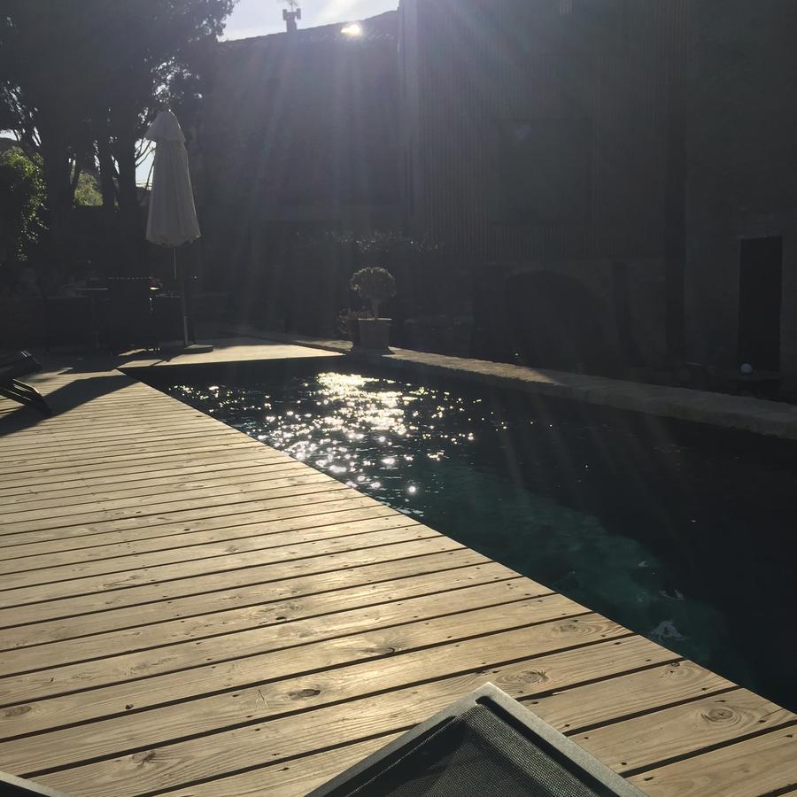Bed and Breakfast Tour Sarrazine De Montaren Exterior foto
